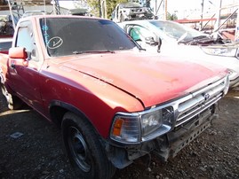 1992 Toyota Truck Red Standard Cab 2.4L AT 2WD #Z22101